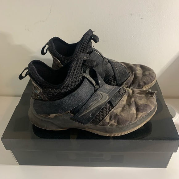 Lebron Soldier XII SFG Black/Black-Hazel Rush Men’s 9 - Picture 5 of 8